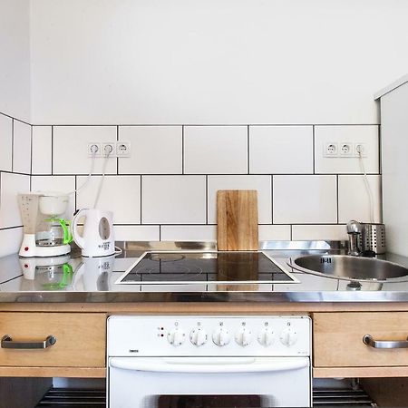 3 Bedroom Apartment Berlin Extérieur photo