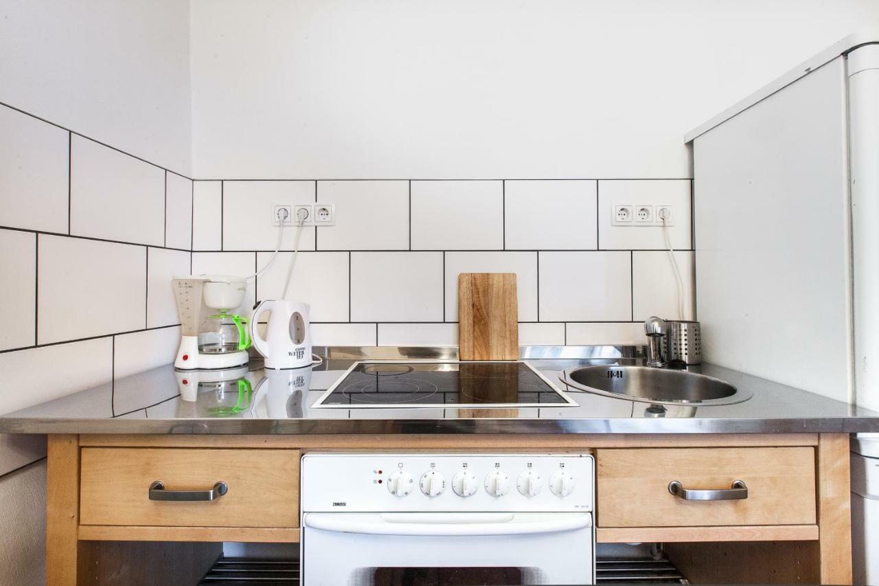 3 Bedroom Apartment Berlin Extérieur photo