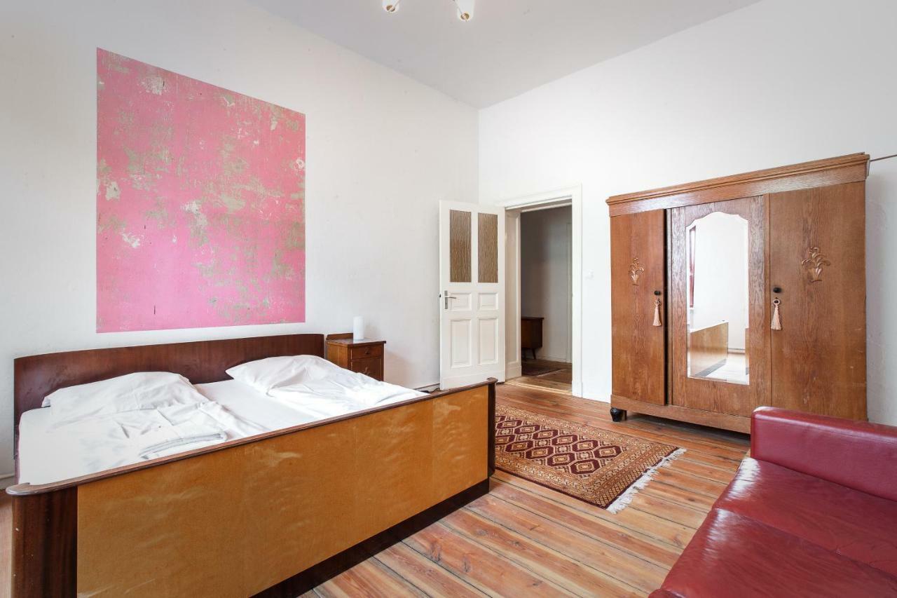 3 Bedroom Apartment Berlin Extérieur photo